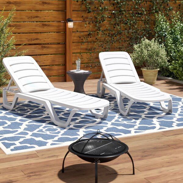 White resin cheap pool lounge chairs